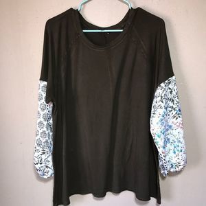 1010 Ten Ten plus size 2X green swing top w/ Cottagecore floral puff sleeves